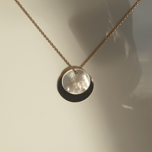 Collier ÉCLYPSE (nacre blanche)